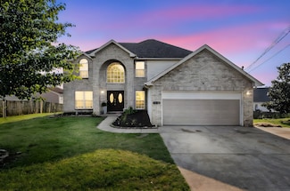630 Holland Ridge Dr, La Vergne, TN 37086