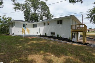 102 Greenbriar Dr, Simpsonville, SC 29680
