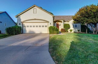 312 N Prairie Creek Dr, Kechi, KS 67067