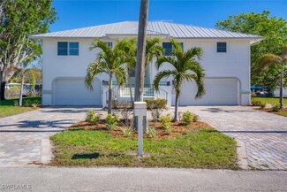 24534 Redfish St, Bonita Springs, FL 34134