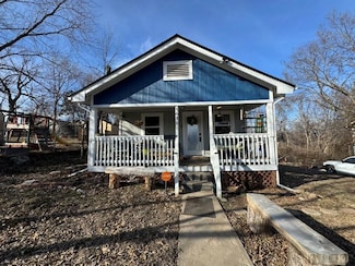 5638 E 28th St, Kansas City, MO 64128