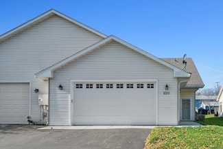 2311 Norwood Ln, Mound, MN 55364