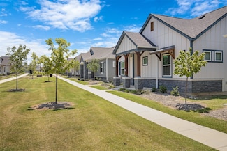 7155 Black Beaver Cir, Fort Worth, TX 76123