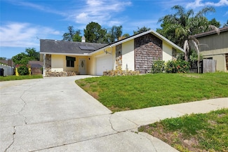 18426 Sterling Silver Cir, Lutz, FL 33549