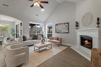 817 Pier St, Aubrey, TX 76227