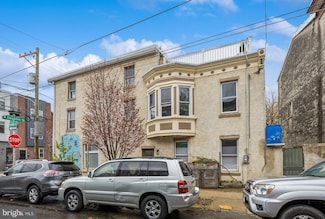 2100 E Dauphin St, Philadelphia, PA 19125