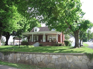 144 Highland Dr, Benton, TN 37307