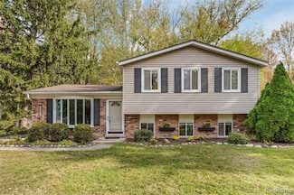 31680 Mc Namee, Fraser, MI 48026