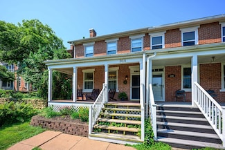 314 Elk St, Galena, IL 61036