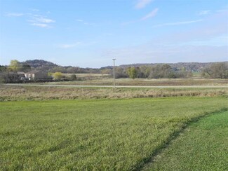 L3 Denzer Rd, North Freedom, WI 53951