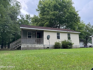 100 Zinnia Ct, Rocky Mount, NC 27801