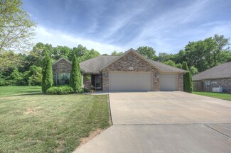 3510 E Vandalia Ct, Joplin, MO 64801