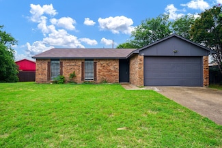 122 W Way Dr, Allen, TX 75002