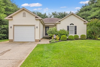 165 Rolling Meadows Dr, Stanford, KY 40484