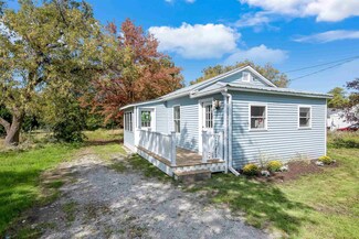 9 Pearl Ave, Saint Albans, VT 05478