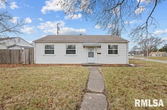1001 41st St, Moline, IL 61265