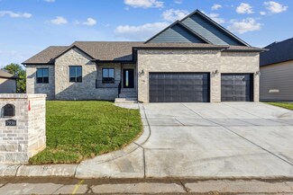 7936 E Turquoise Trail, Bel Aire, KS 67226