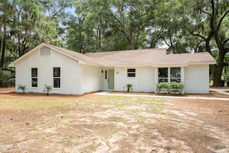 13 Prince William Dr, Port Royal, SC 29935