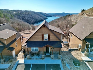 34 Westward Way, Kimberling City, MO 65686