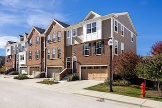 38 Marcel Ln, Schaumburg, IL 60194