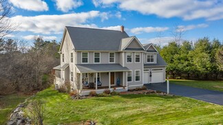 19 Astilbe Ln, Yarmouth, ME 04096