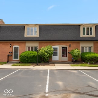 1131 Canterbury Square S, Indianapolis, IN 46260