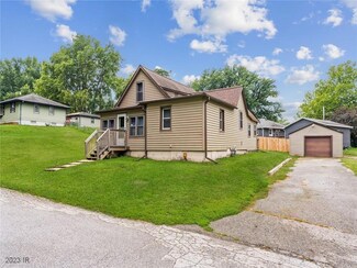 420 N 2nd St, Carlisle, IA 50047