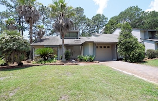115 Gleneagles Dr, Niceville, FL 32578