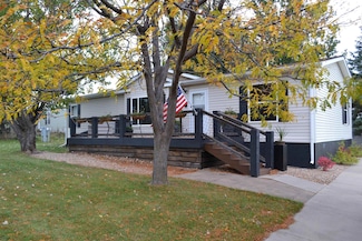 1012 Roughlock Ln, Spearfish, SD 57783