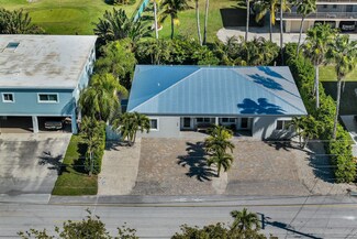 230 8th St, Key Colony Beach, FL 33051