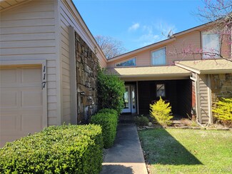 291 N Spinnaker Run Unit 117, Stigler, OK 74462