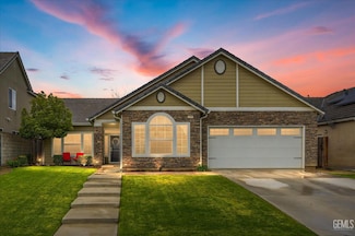 13803 Star Shine Dr, Bakersfield, CA 93314