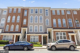 909 Pine Forest Ln, Upper Marlboro, MD 20774