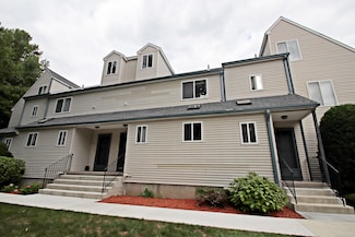 34 Ivy Grove Ct Unit 34, Shelton, CT 06484