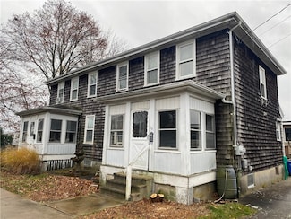 19 Princeton St Unit 21, Newport, RI 02840