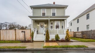 35 Mccabe St, South Dartmouth, MA 02748