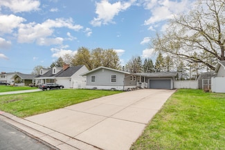 7925 38 1 2 Ave N, Minneapolis, MN 55427