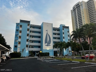 2711 1st St Unit 203, Fort Myers, FL 33916