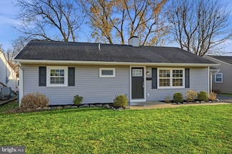 208 Trenton Rd, Fairless Hills, PA 19030