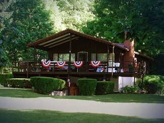 141 Stony Lake Rd, Friedens, PA 15541