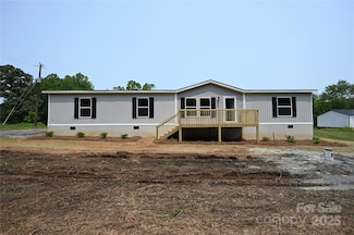 1213 Renno Rd, Clinton, SC 29325