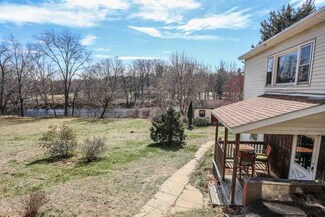 604 Douglas St, Manchester, NH 03102