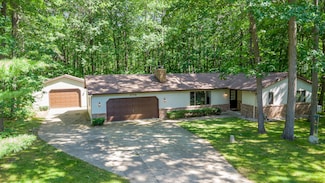 5734 Old Orchard Rd, Prudenville, MI 48651