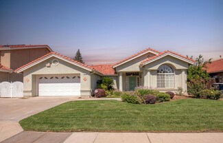 5530 W Menlo Ave, Fresno, CA 93722