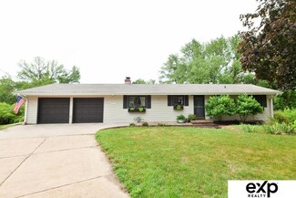 9901 N 34th Cir, Omaha, NE 68112