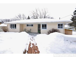 5069 Main St E, Maple Plain, MN 55359