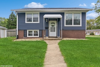 4305 Clark Dr, Richton Park, IL 60471