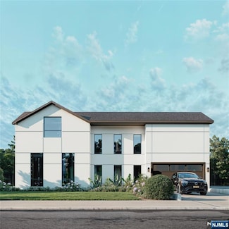 648 Falmouth Ave, Paramus, NJ 07652