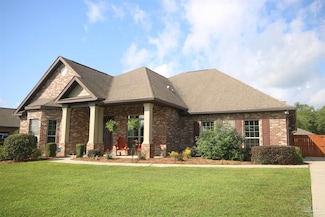 4135 Dundee Crossing Dr, Pace, FL 32571