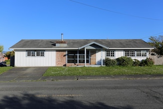 3408 Middlefield Ln, Eureka, CA 95501